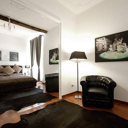 Banchi - Classic Apartment Between Navona And Campo Dei Fiori Rome Luaran gambar
