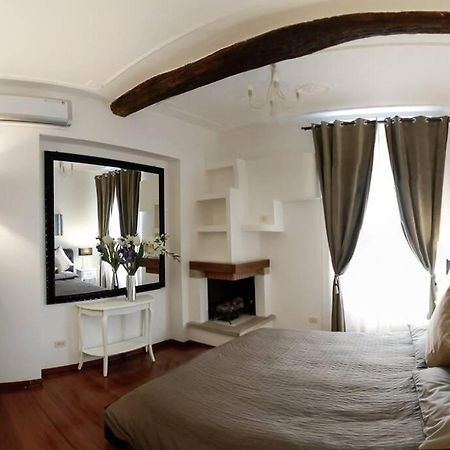 Banchi - Classic Apartment Between Navona And Campo Dei Fiori Rome Luaran gambar