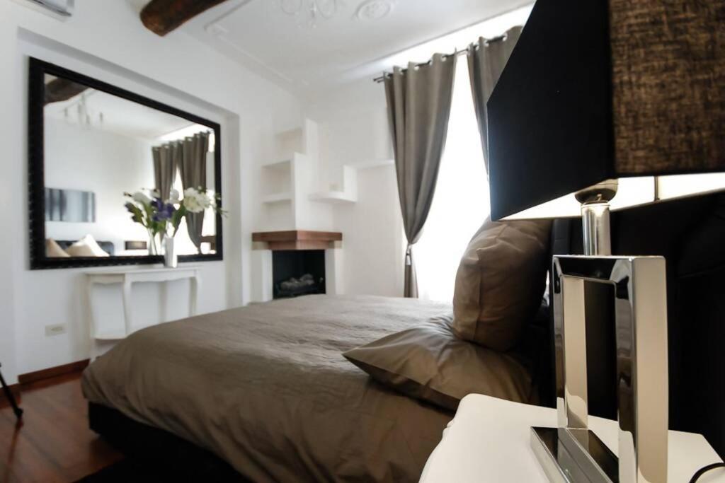 Banchi - Classic Apartment Between Navona And Campo Dei Fiori Rome Luaran gambar