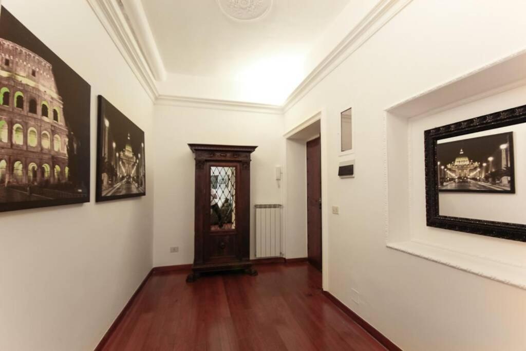 Banchi - Classic Apartment Between Navona And Campo Dei Fiori Rome Luaran gambar